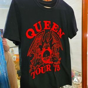 🔥🔥my favorite Queen t-shirt👌❤